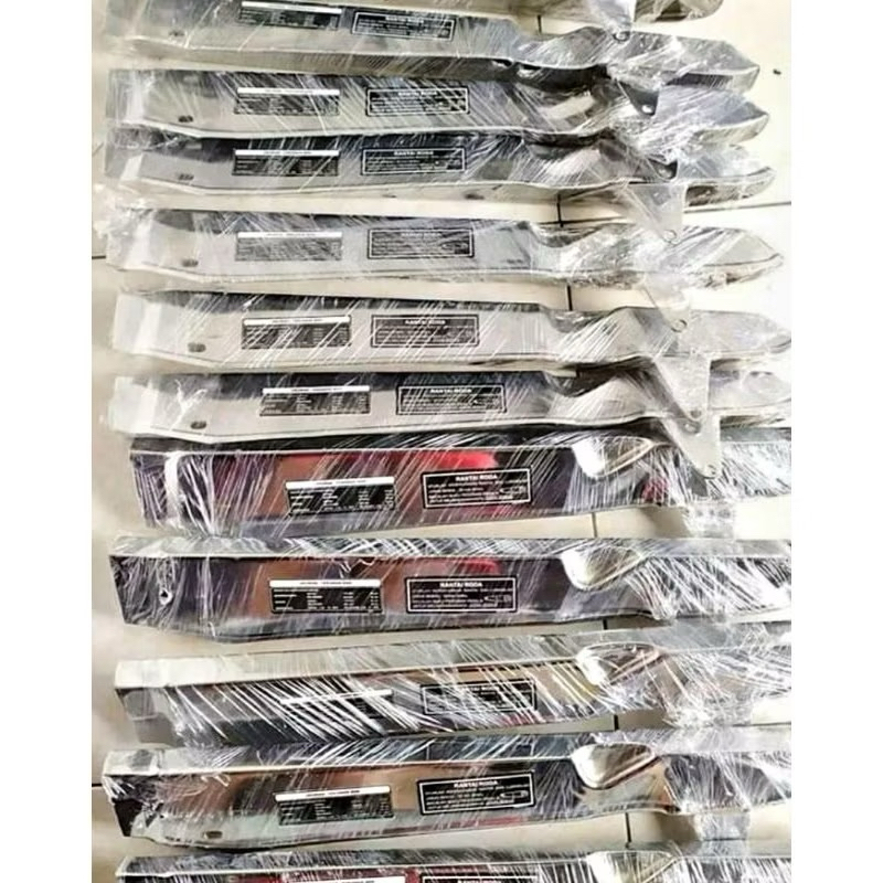 Ketengkes keteng tutup rantai honda win win100 besi krom