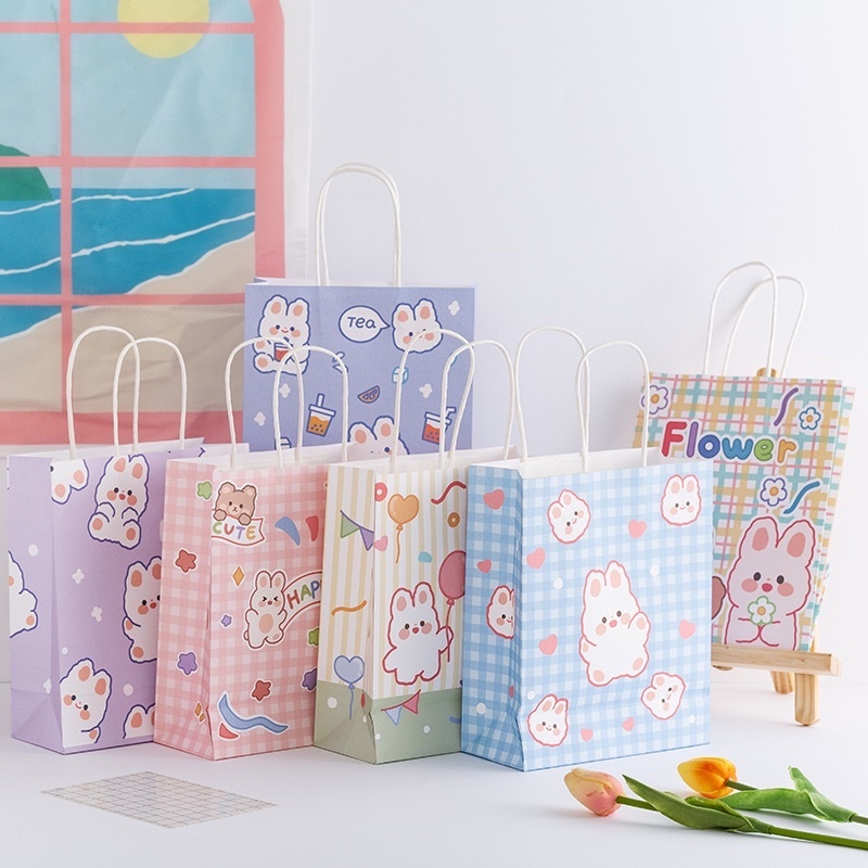 

PAPER BAG TEBAL 19.5 X 24 CM