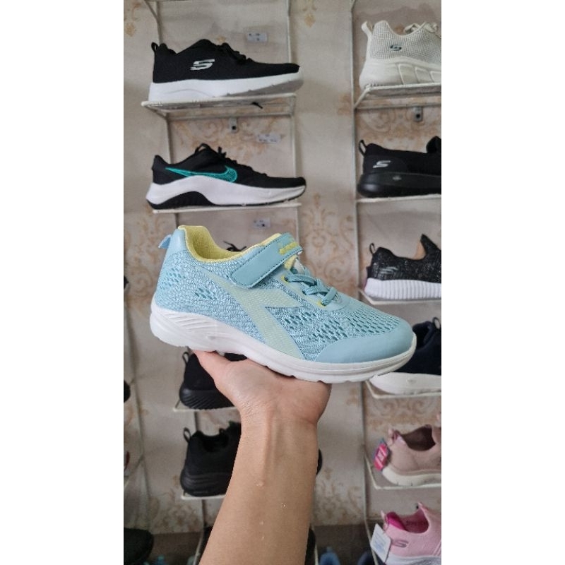 Sepatu Diadora kids EZ kameron size 35