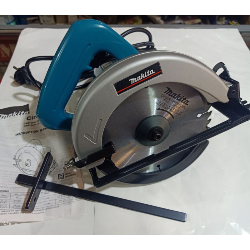 Circular Saw 6 Inch. Asli Original MAKITA CORPORATION Type : 5606 B