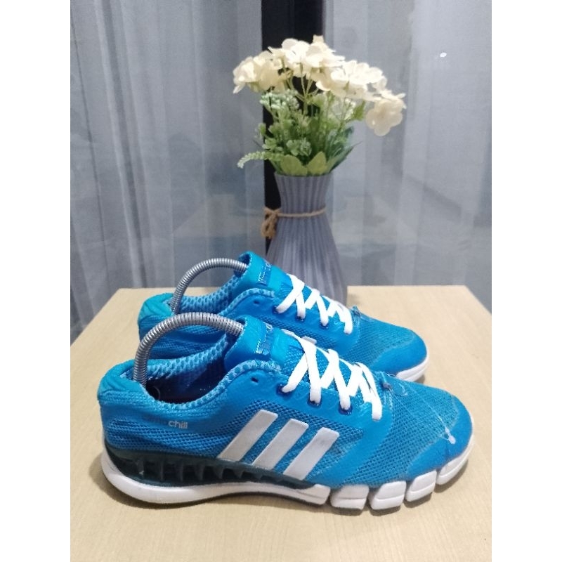 Sepatu Second Branded 4D1D45 Climachil Biru Size 41.Snekers Running Pria Wanita