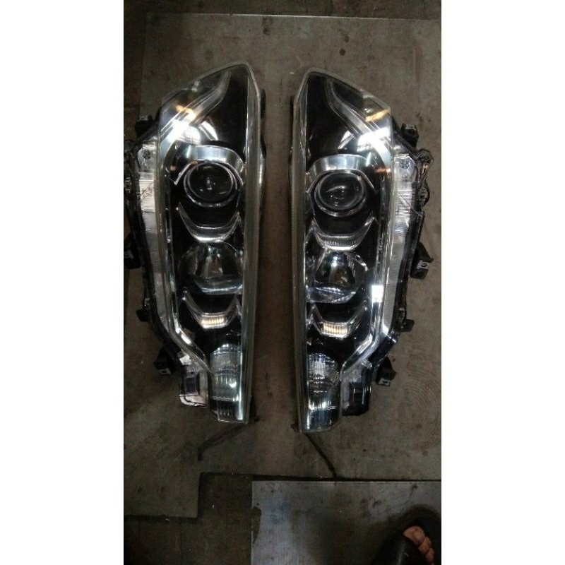 LAMPU DEPAN SUZUKI ERTIGA 2015-2019,HEADLAMP SUZUKI ERTIGA 2015-2019