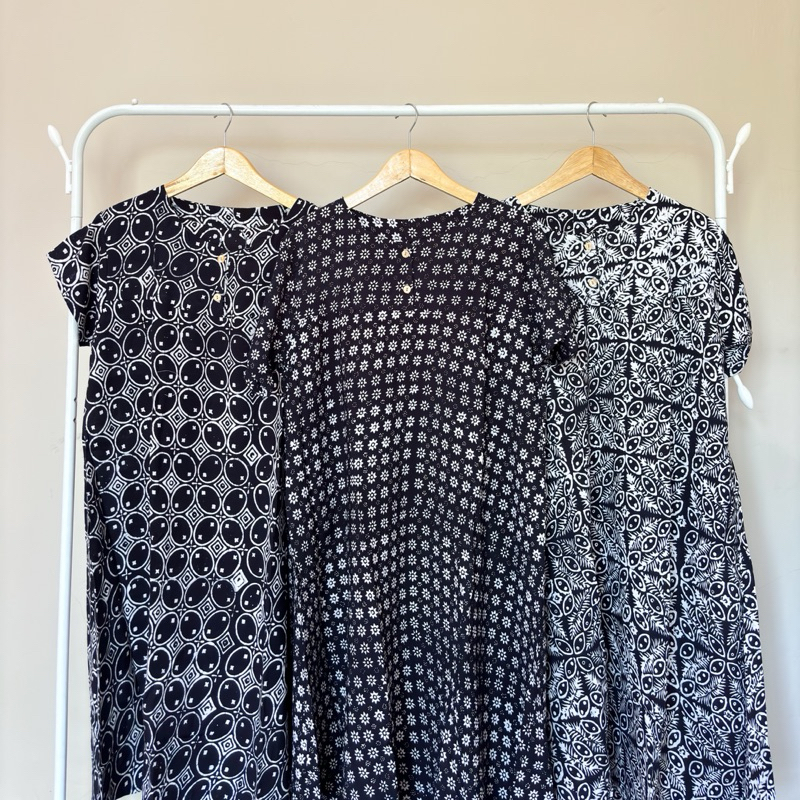 Daster Payung Hitam Putih