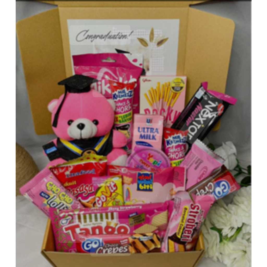 

Hampers Snack Box / Snack Gift Box / Hadiah Wisuda / Kado Ulang Tahun / Hadiah Anniversary