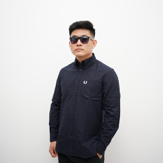 Fred Perry Kemeja Oxford Long Sleeve Shirt In Navy Kemeja Kaos  Pria dan Wanita Original