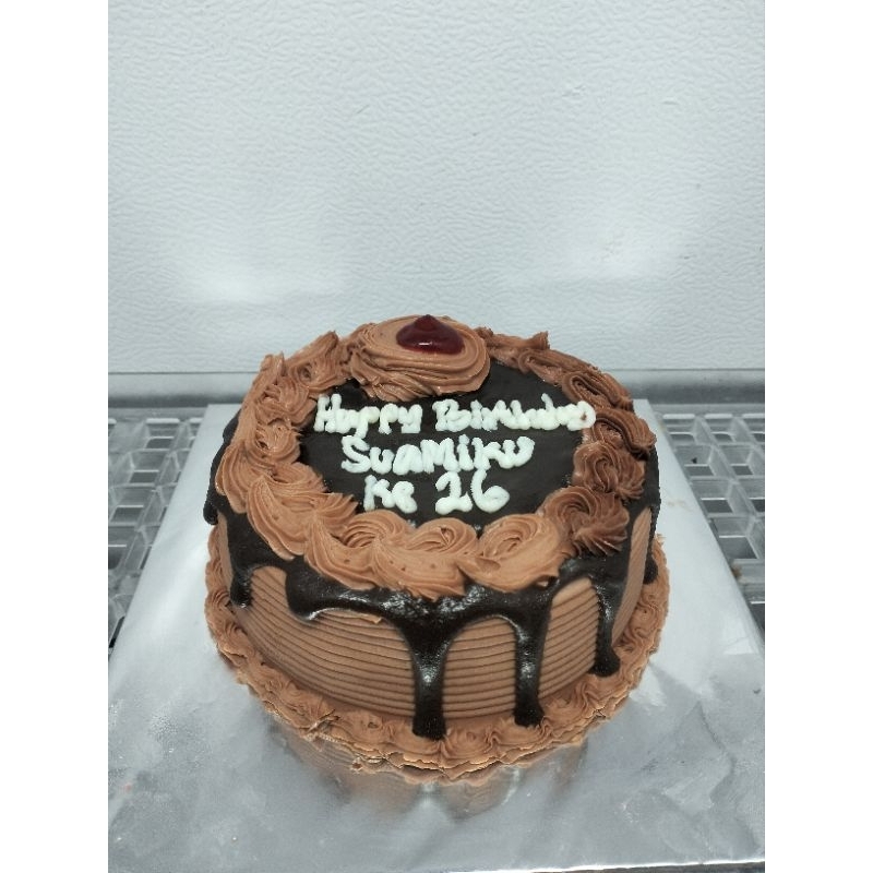 

kue ulang tahun base blackforest 12cm