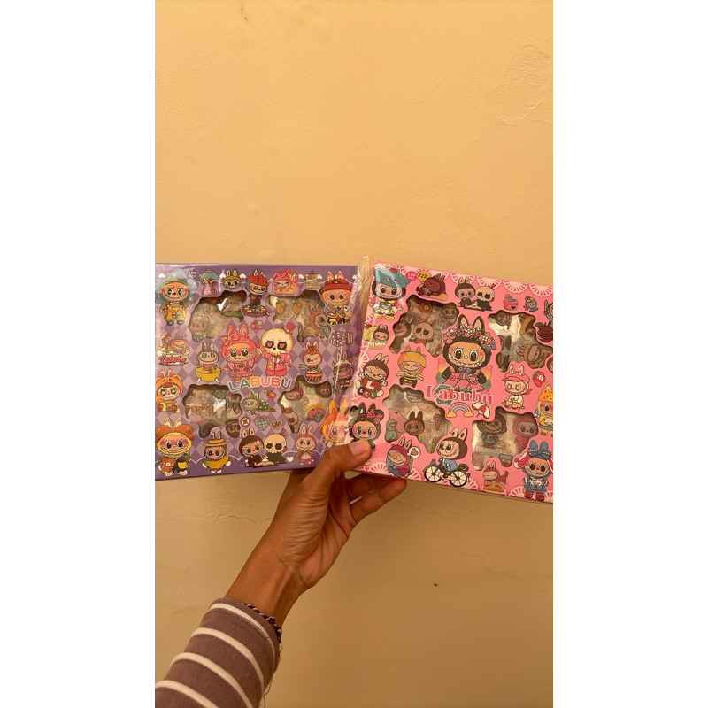

isi 100 Stiker Labubu Box Mainan Anak Sticker DIY tempel Waterproof Kado hadiah