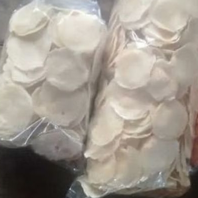 

EMPING MELINJO MLINJO MENTAH TIPIS SIYAP GORENG ORIGINAL - 500 GRAM KKS