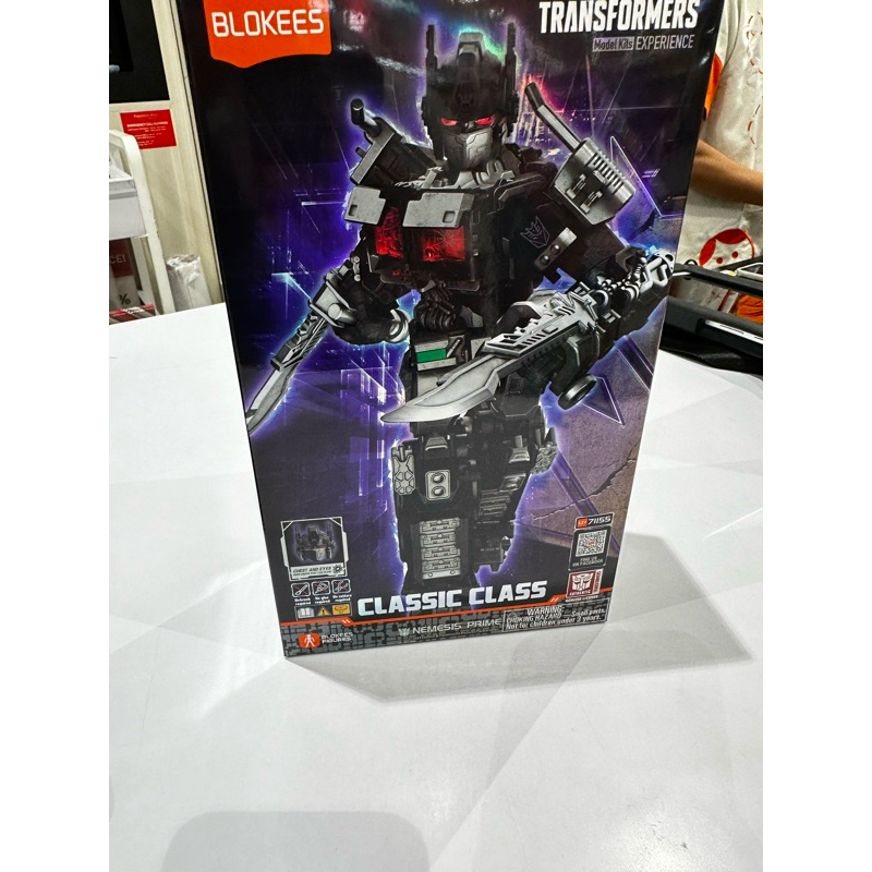 buluke blokees nemesis prime black optimus prime transformer