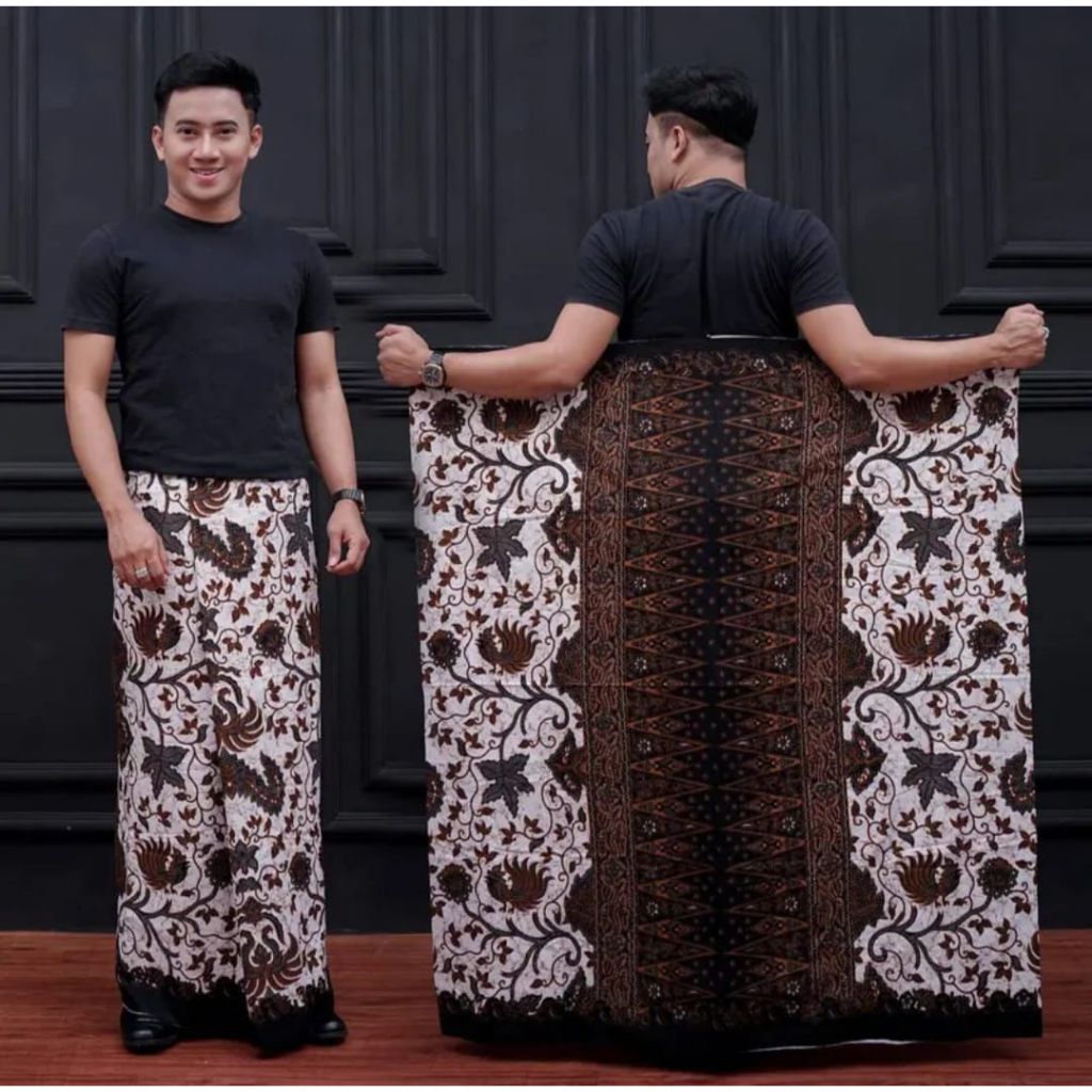 SARUNG BATIK MOTIF AYAM CEMANI PUTIH