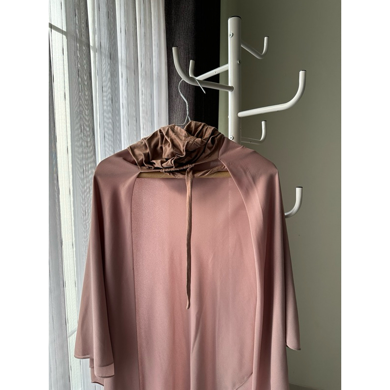 Jilbab Bergo Atasan Wanita Warna Cokelat Merk Khalewale Daily Original Preloved