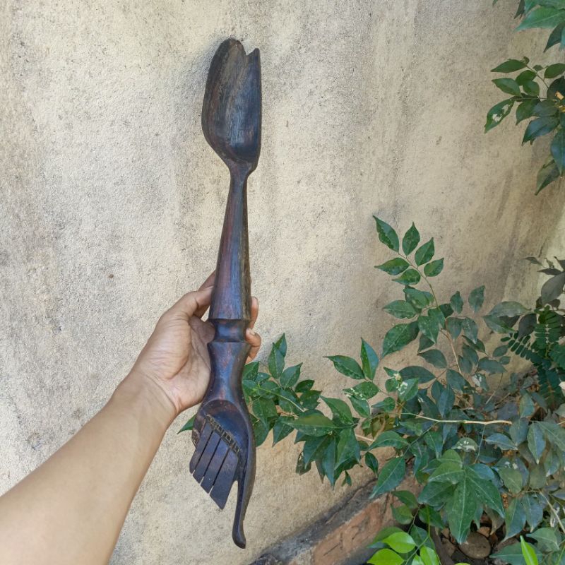 centong nasi kayu lawas antik