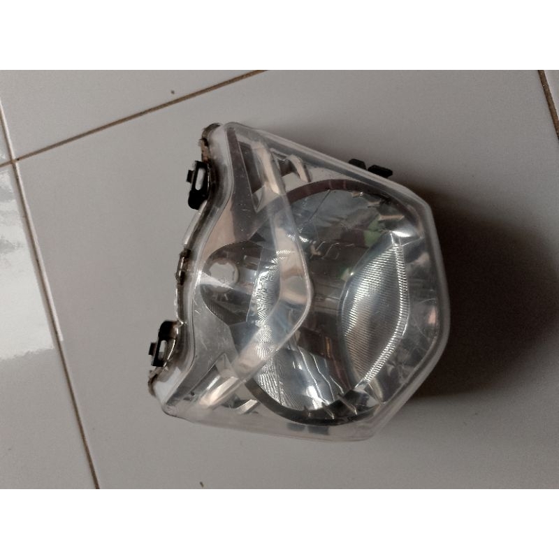 lampu reflektor depan beat karbu ori