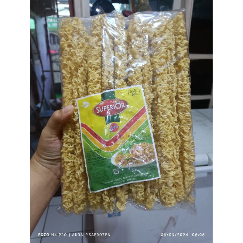 

mie kering superior 600gr