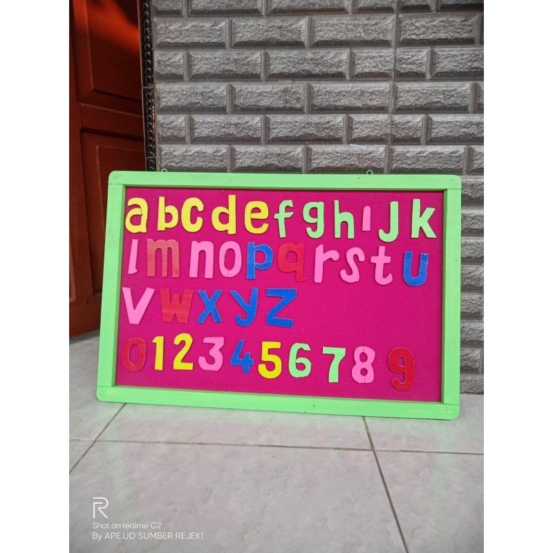 MAINAN EDUKASI ANAK. MAINAN PAPAN FLANEL/PAPAN FLANEL DINDING/FLANEL TEMPEL HURUF