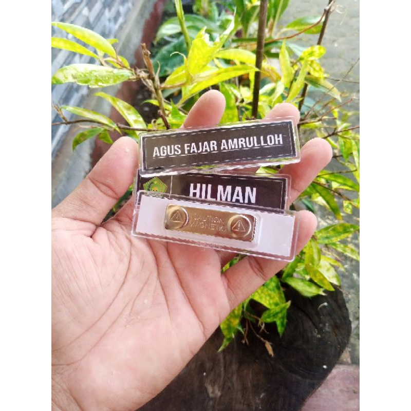 

Nametage Magnet (insertpaper)