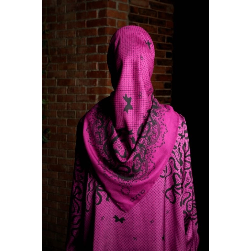 DONNA SCARVES - BONITA SCARVES FUSCHIA