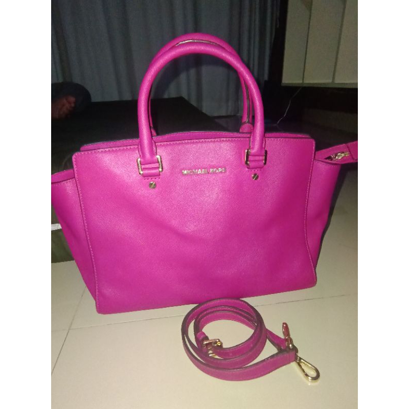 (Preloved Pedas) Michael Kors** Selma Fuschia Saffiano Top Handle Bag