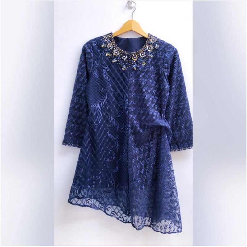 Almahyralooks Amora Tunic Size S