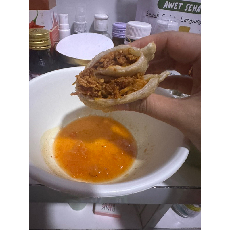 

Cireng buntelan Ayam Pedas