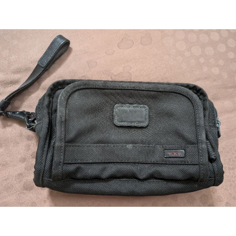 Preloved Tumi Clutch Alpha Original