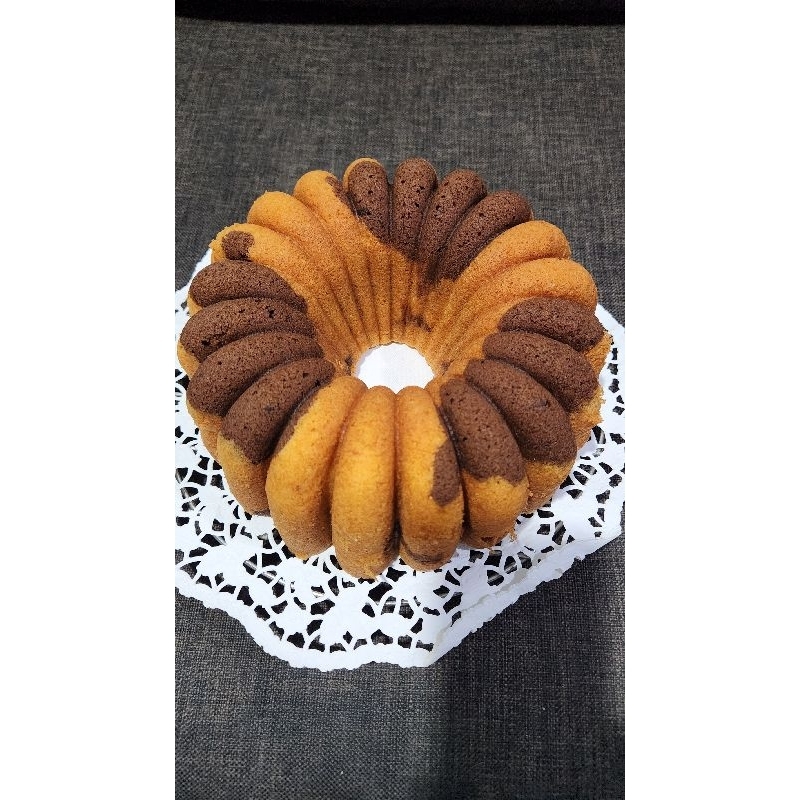 

Premium less sugar marmer cake