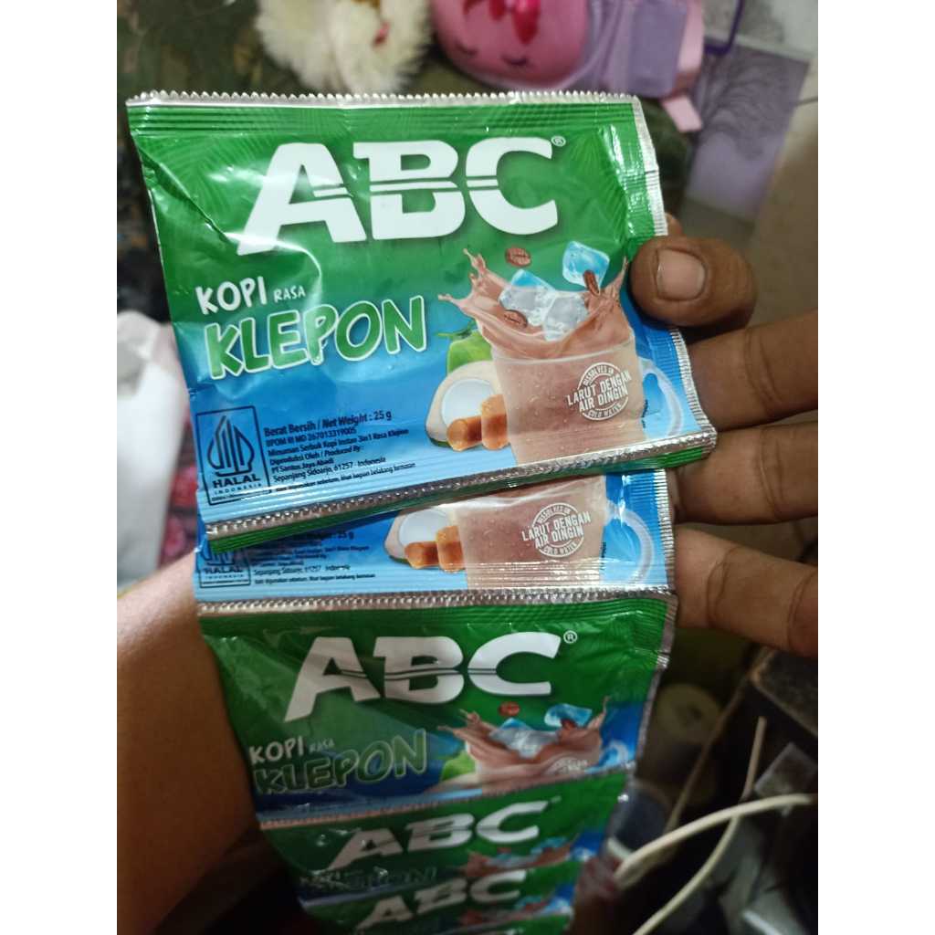 

Kopi Abc Klepon Larut Dengan Air Dingin 1 Renceng 10 saset