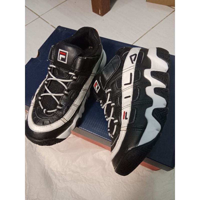 sepatu Fila PL size 33.5 Vietnam insole 21