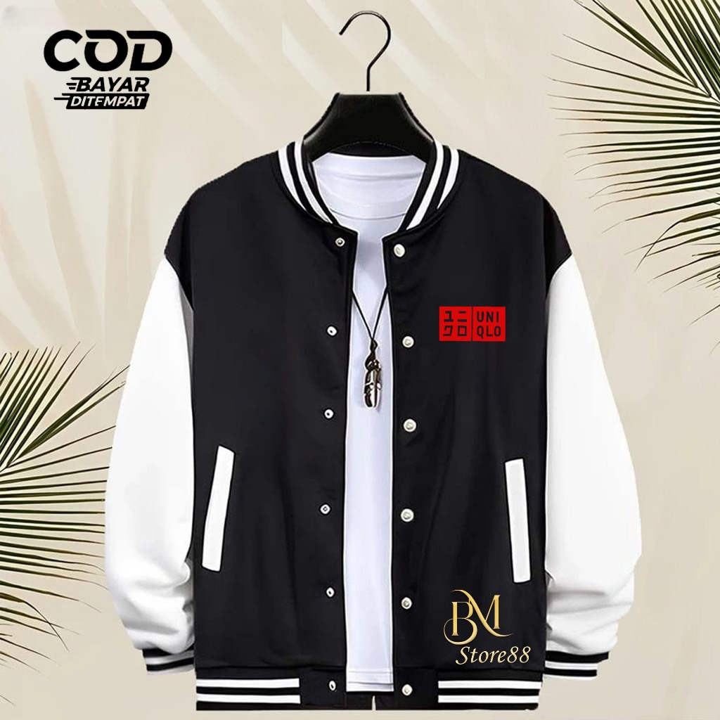 LANSUNG COD Jaket Bomber Varsity Baseball Kancing Uniqlo Text Merah Jaket Varsity Pria / Baseball Di