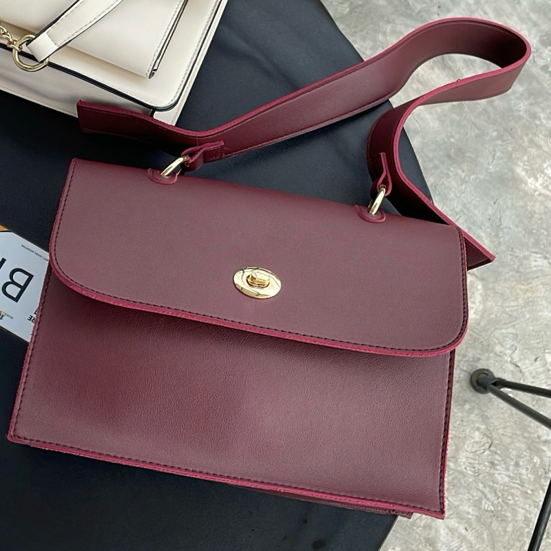 [PRELOVED] Miniso Vintage Burgundy Shoulder Bag
