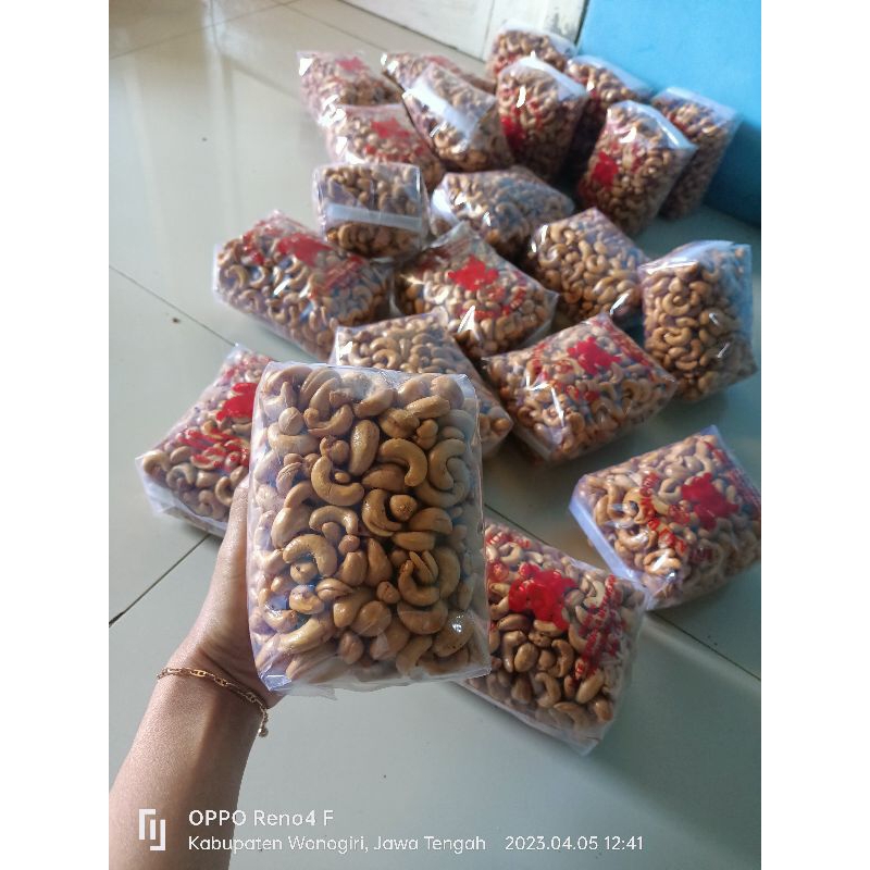 

kacang mede 500 g
