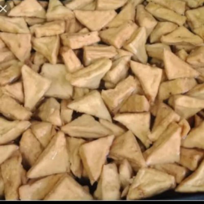 

Tahu goreng segi tiga