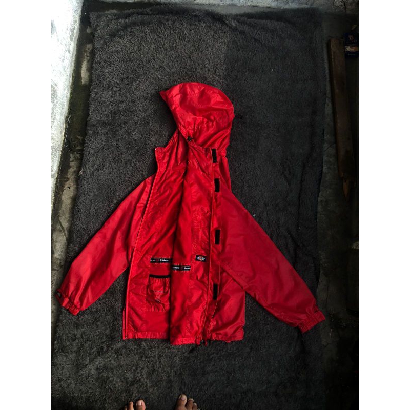 Dickies gorpcore, Tracktop Nike, WB ellesse, Cn Nike inter