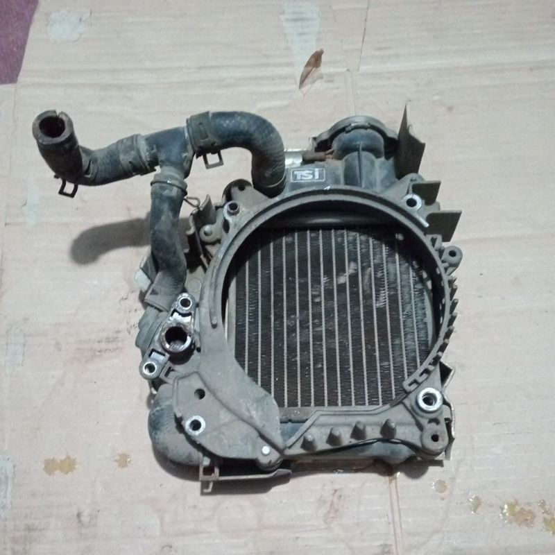 radiator 1 set Honda vario 110/cw Vario karbu original copotan