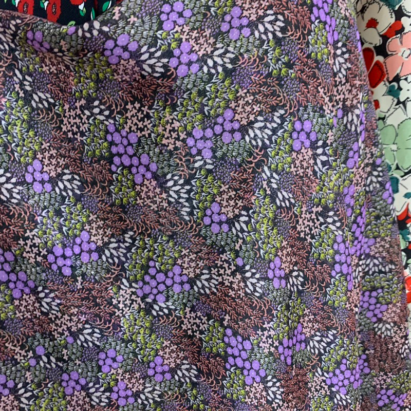 kain sifon motif - kain sifon sutra - kain - kain sifon motif bunga kecil - kain chiffon premium