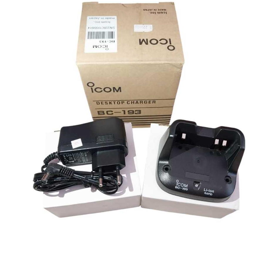 Charger HT Genggam Icom V80