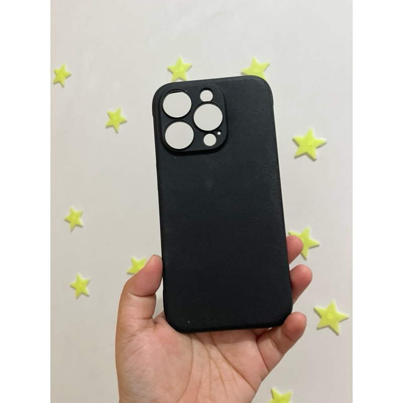 PRELOVED BEKAS SECOND SOFT CASE MEKR RINGKE PELINDUNG HP IPHONE 15 PRO HITAM