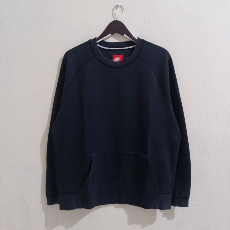 CREWNECK NIKE TECH BLACK 2ND ( L fit XL )