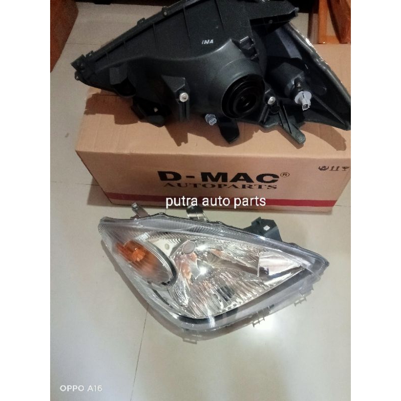 Lampu depan/Head lamp AVANZA VVTI 2008-2011