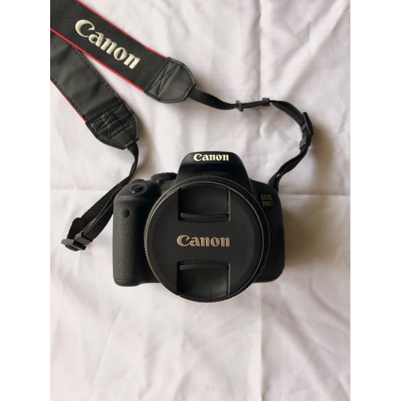 Kamera DSLR Canon EOS 700D — Second, Full Set