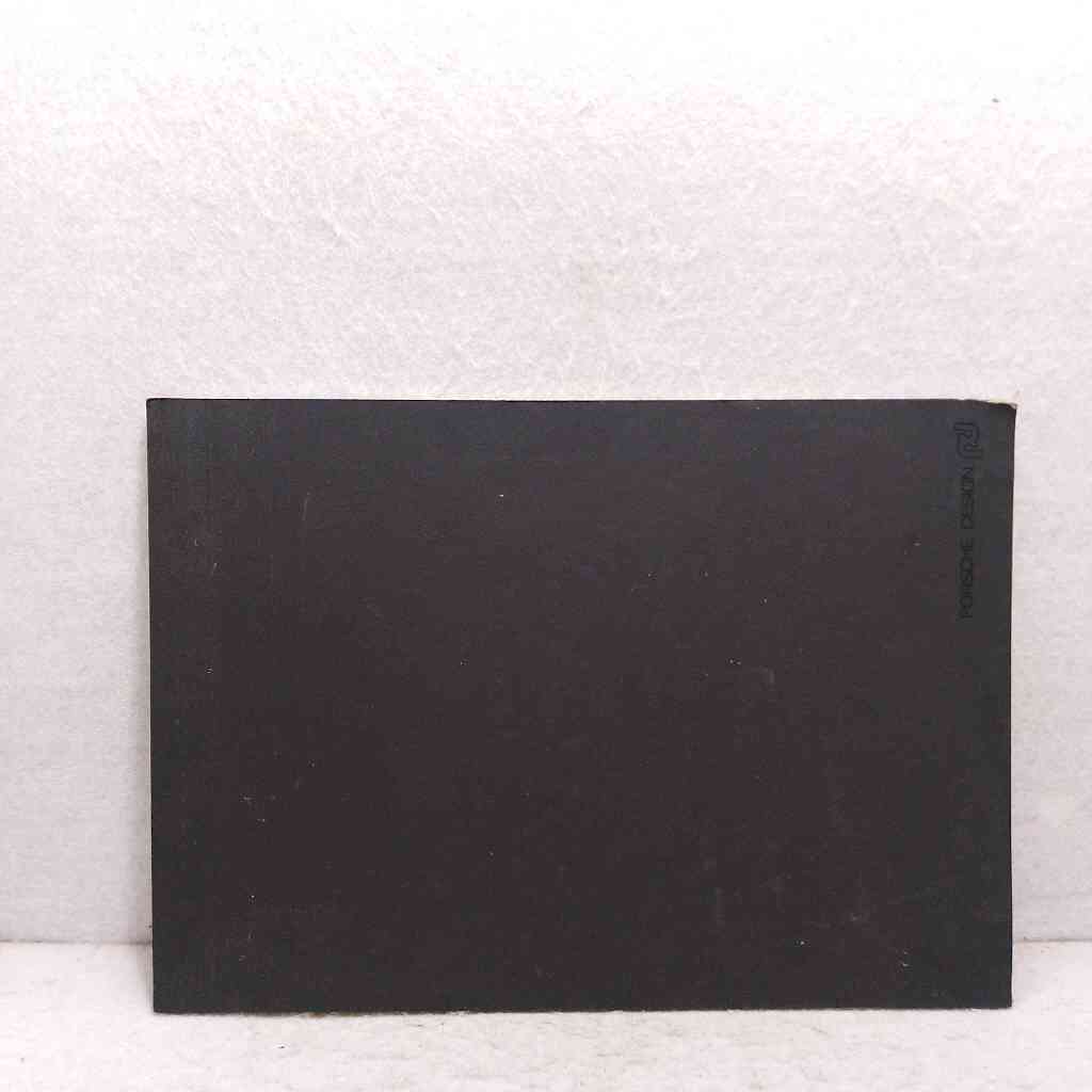 

Porsche Design - Buku Strimin Media Gambar