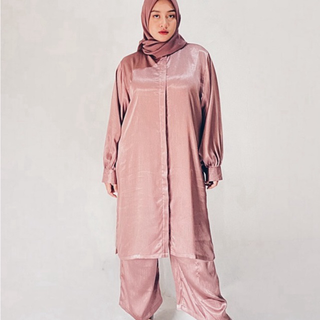 Fiorellyabydwee - Zeta One Set - One Set Wanita - Tunik Wanita Premium- Tunik Celana Bahan Silk Wani