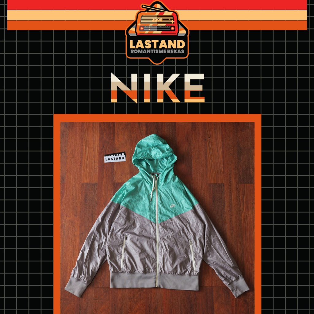 Jaket Running NIKE