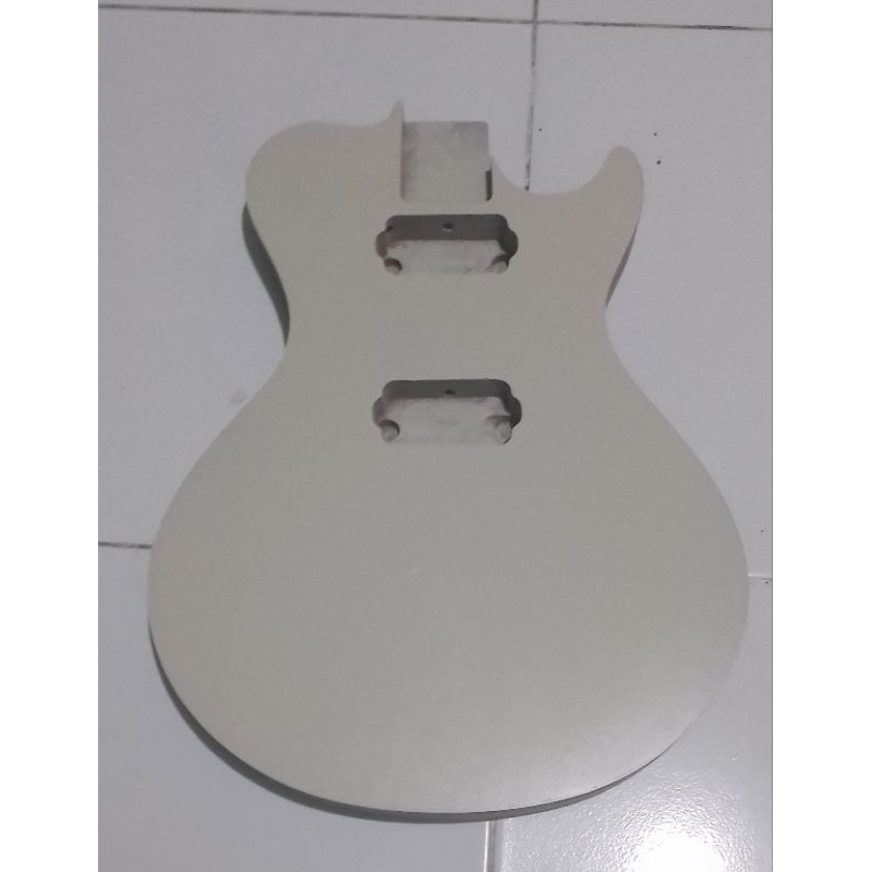 Body Gitar Listrik