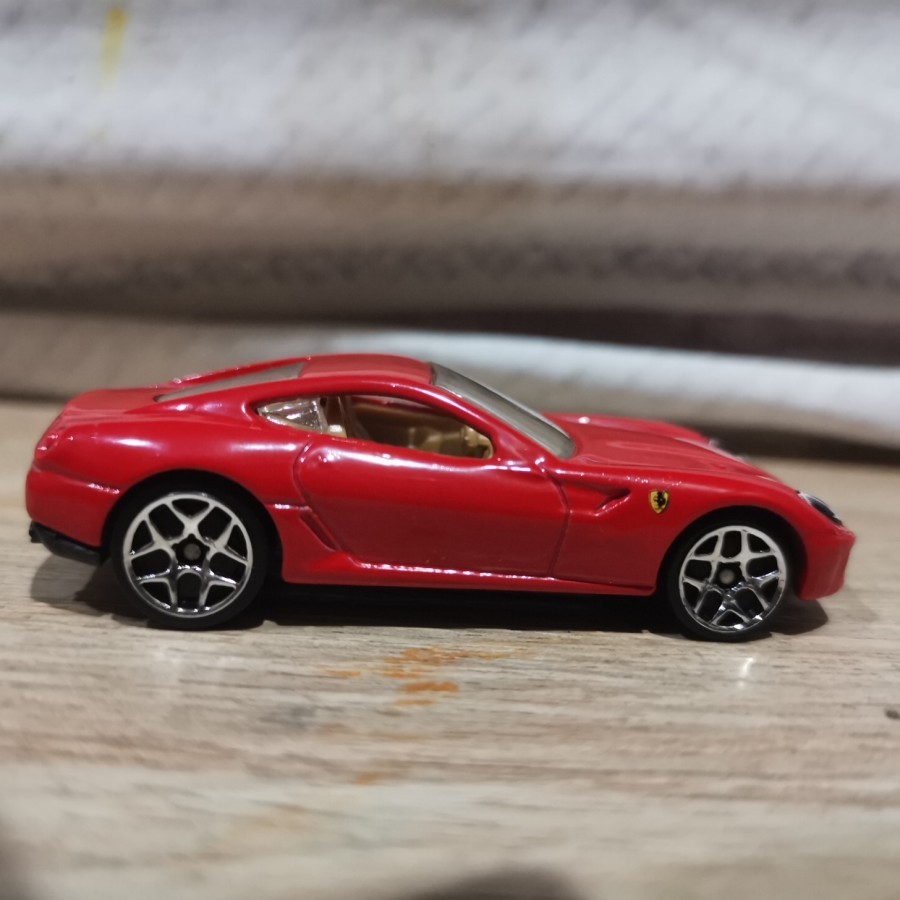 Hot Wheels Ferrari 599 GTB Merah 5 Pack 2008 Red GP Gift Pack