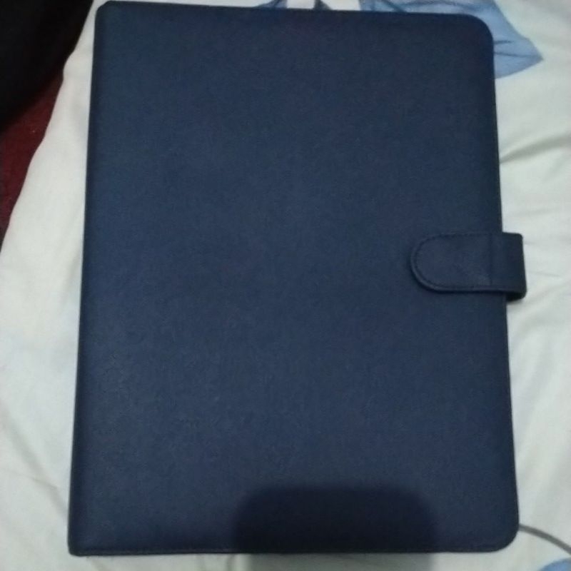 

BINDER B5
