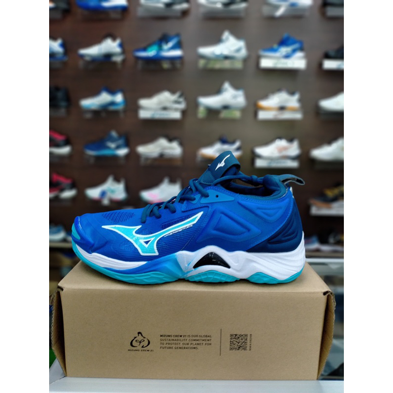 mizuno wave momentum 3