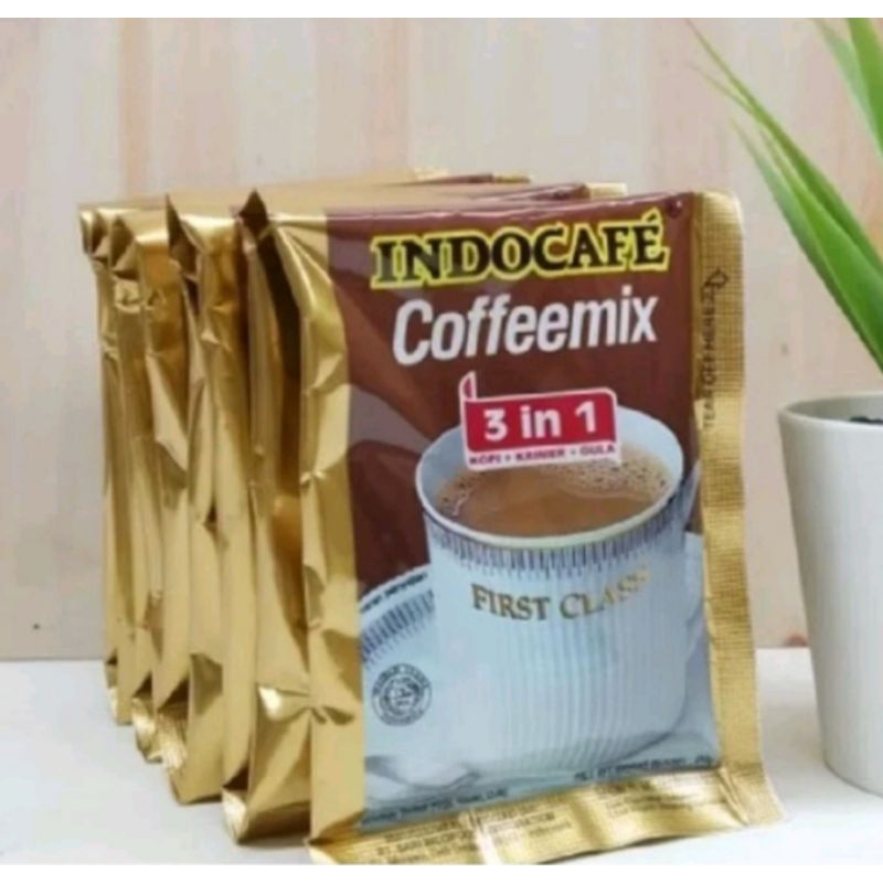 

INDOCAFE coffeemix 3 in 1 renceng 10 sachet