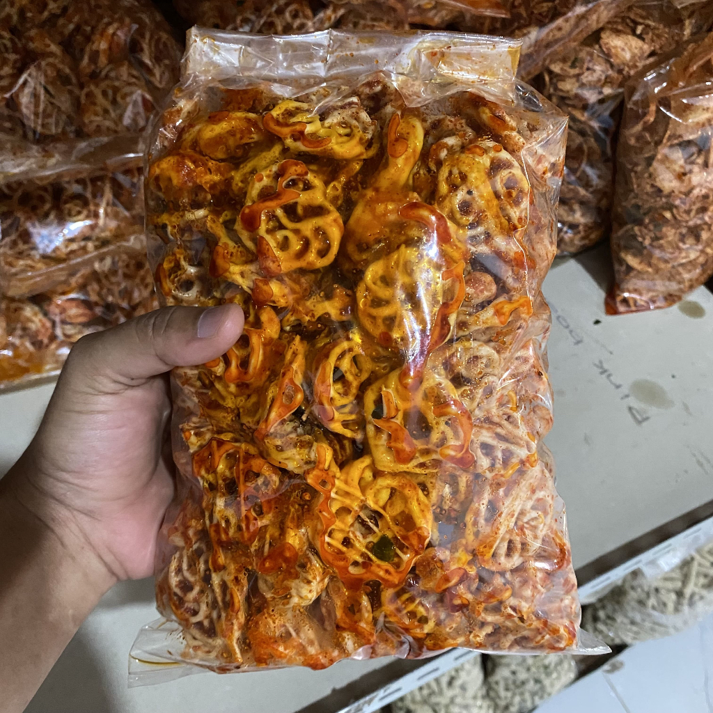 

500gr - SEBRING RAFAEL PEDAS CHILI OIL ORIGINAL SICEPLAK ORIGINAL DAUN JERUK PEDAS CHILI OIL 500GR SNACK