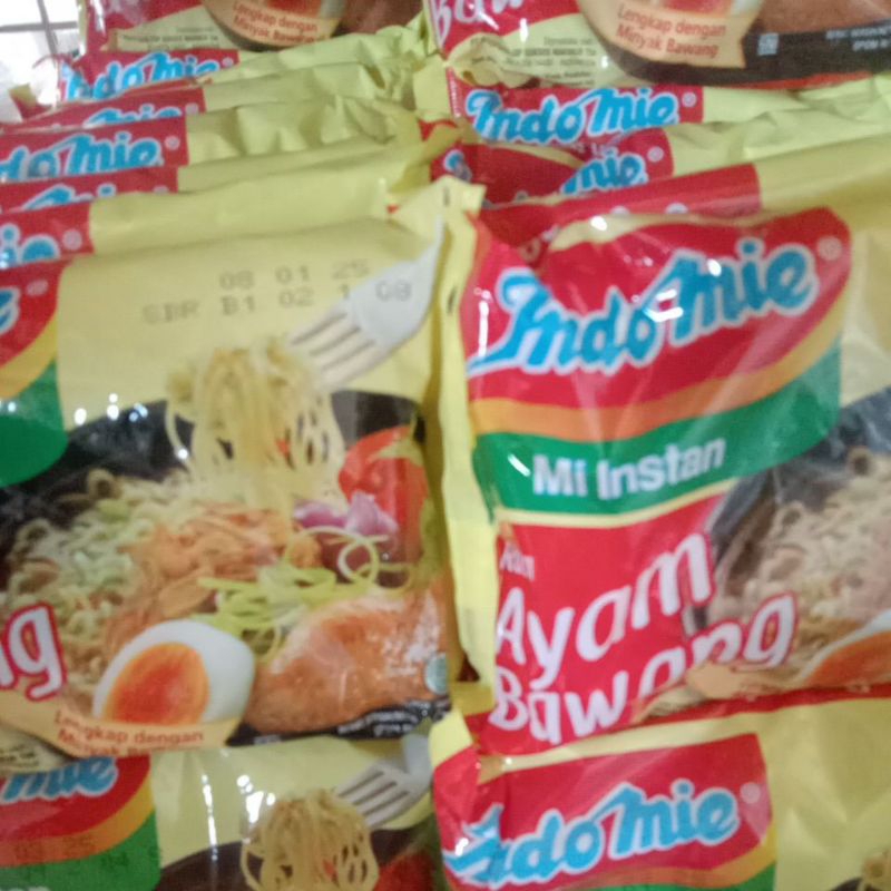 

indomie mie instan ayam bawang